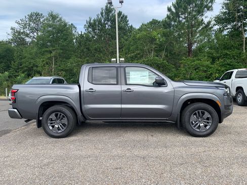 New 2026 Nissan Frontier SV RWD image 2