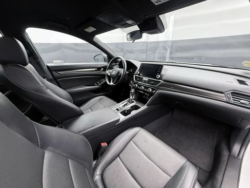 Used 2021 Honda Accord Sport image 12