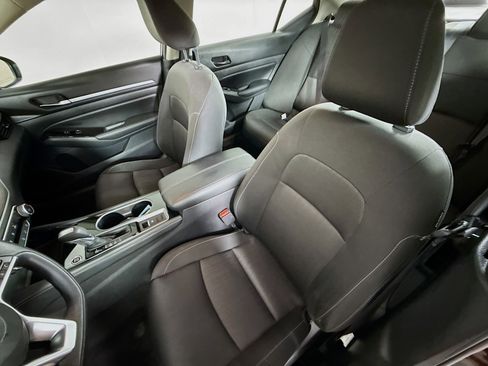 Used 2023 Nissan Altima 2.5 SV image 24