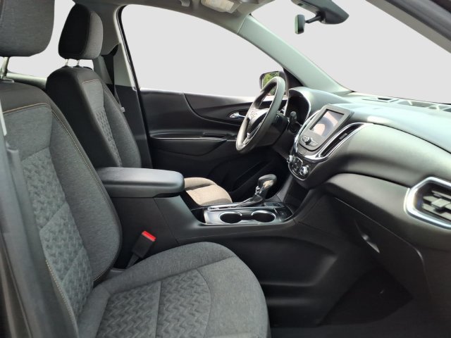 Used 2022 Chevrolet Equinox LT AWD/4WD image 16
