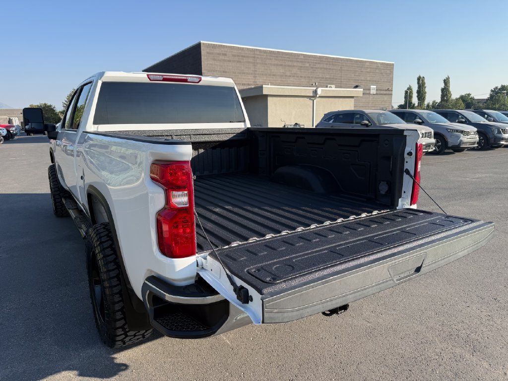 Used 2024 Chevrolet Silverado 2500 LT w/ Convenience Package AWD/4WD image 13