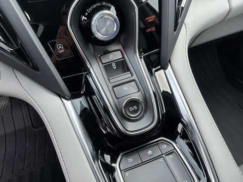 Used 2024 Acura RDX SH-AWD w/ Technology Package image 26