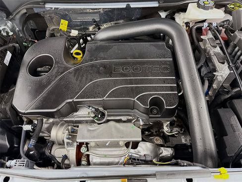 Used 2023 Chevrolet Equinox LT w/ LPO, Floor Liner Package AWD/4WD image 30