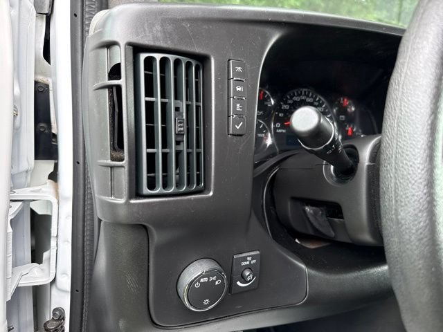 Used 2025 Chevrolet Express 2500 w/ Driver Convenience Package RWD image 12