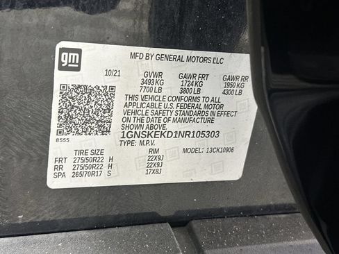 Used 2022 Chevrolet Suburban RST w/ Luxury Package AWD/4WD image 38