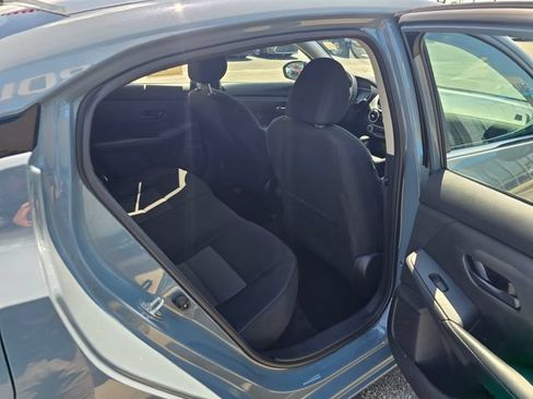 Used 2024 Nissan Sentra SV FWD image 34