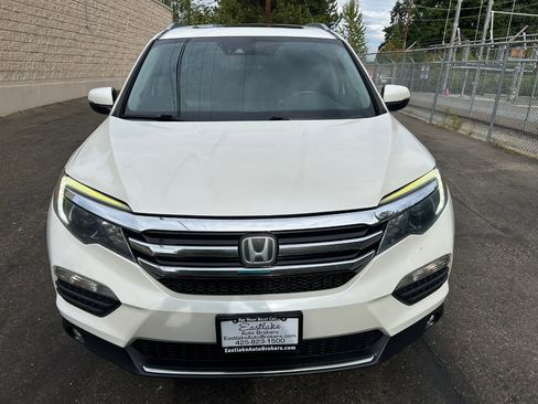 Used 2016 Honda Pilot Elite image 2