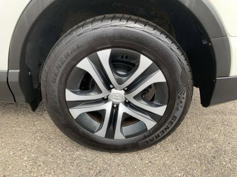 Used 2018 Toyota RAV4 LE w/ All Weather Liner Package AWD/4WD image 21