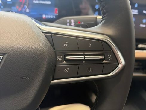 New 2027 Chevrolet Equinox ACTIV w/ Safety and Technology Package AWD/4WD image 20