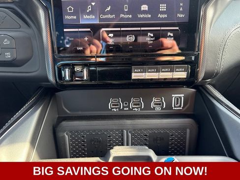 New 2026 RAM 2500 Limited AWD/4WD image 26