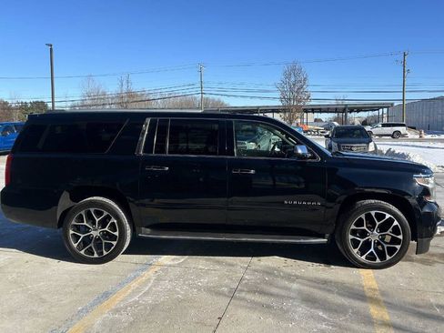Used 2017 Chevrolet Suburban Premier image 5