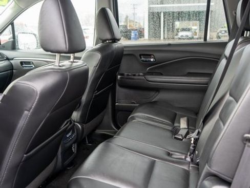 Used 2022 Honda Pilot Special Edition image 12