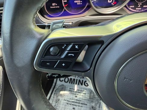 Used 2018 Porsche Panamera 4 AWD/4WD image 33