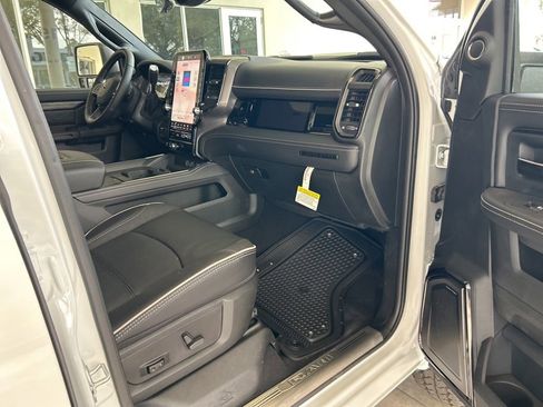 New 2026 RAM 3500 Limited image 30