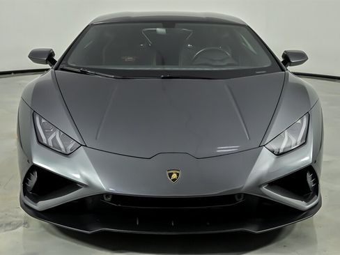 Used 2020 Lamborghini Huracan EVO RWD image 5