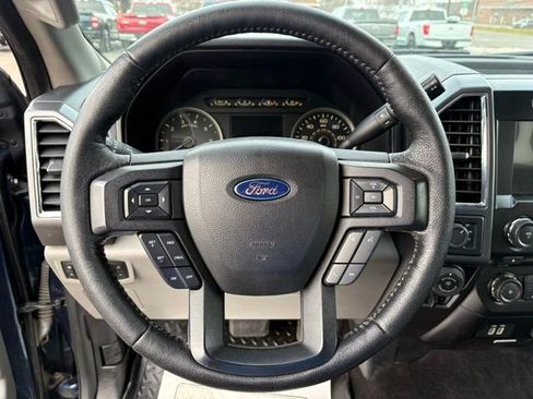 Used 2016 Ford F150 XLT w/ Equipment Group 302A Luxury image 18