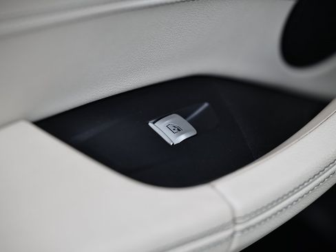 Used 2022 BMW X4 M40i w/ Premium Package image 23