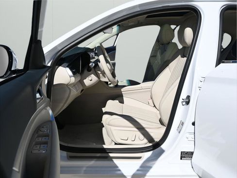 New 2026 Genesis G70 2.5T Prestige image 21