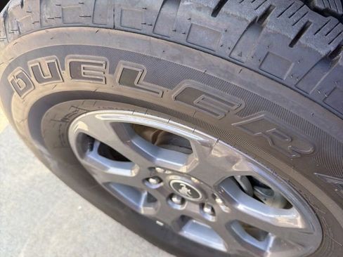 Used 2025 Ford Bronco Big Bend image 16