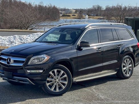 Used 2013 Mercedes-Benz GL 450 4MATIC w/ Premium 2 Pkg image 3