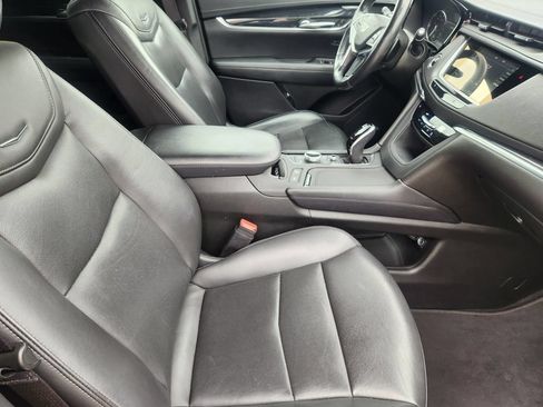 Used 2021 Cadillac XT5 Premium Luxury AWD/4WD image 19