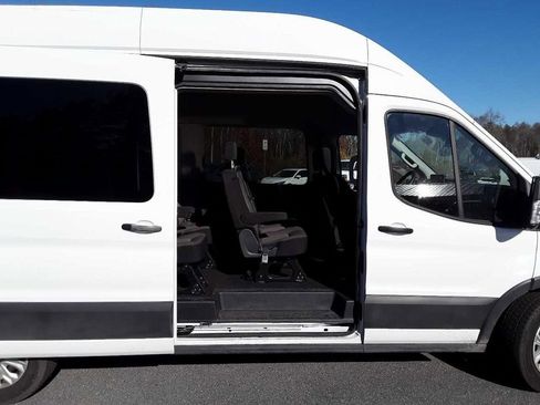 Used 2024 Ford Transit 350 XLT image 9