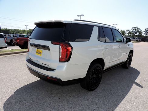 Certified 2024 GMC Yukon Denali Ultimate AWD/4WD image 5