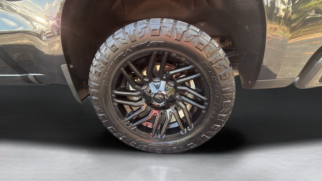 Used 2024 Chevrolet Silverado 1500 RST AWD/4WD image 25