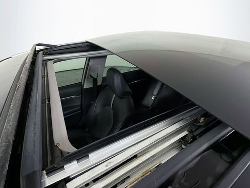 Used 2023 Toyota Camry XSE image 14