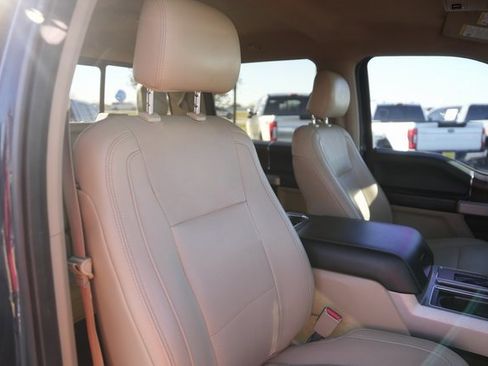 Used 2016 Ford F150 Lariat w/ Equipment Group 501A Mid image 19