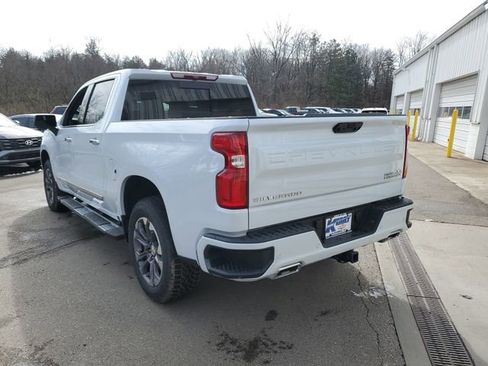 New 2026 Chevrolet Silverado 1500 High Country AWD/4WD image 3