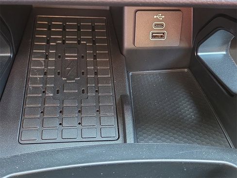 New 2025 Ford Ranger Raptor image 28