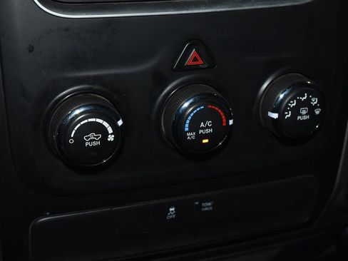 Used 2018 RAM 1500 Express w/ Express Value Package image 12