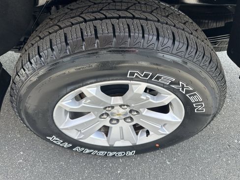 Used 2017 Chevrolet Colorado LT w/ LT Convenience Package RWD image 34
