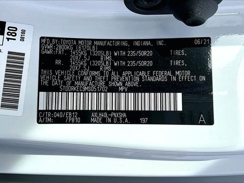 Used 2021 Toyota Sienna XSE w/ XSE Plus Package image 19
