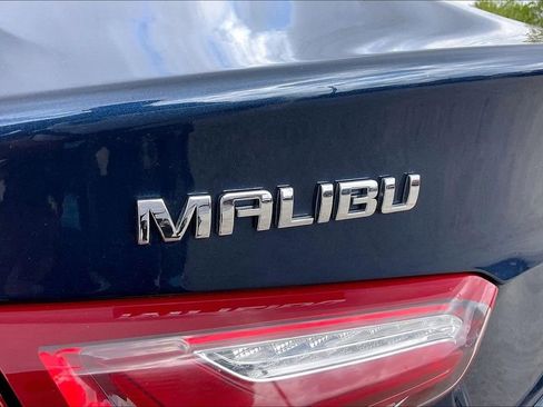 Used 2022 Chevrolet Malibu LT image 21