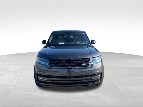 Used 2025 Land Rover Range Rover SE AWD/4WD image 8