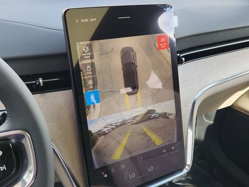 New 2026 Volvo EX90 Ultra image 9