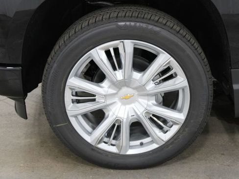 New 2026 Chevrolet Silverado 1500 High Country AWD/4WD image 72