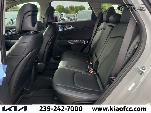 New 2026 Kia Sportage EX FWD image 12