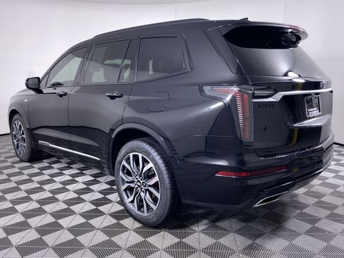 Certified 2023 Cadillac XT6 Sport w/ Platinum Package image 20