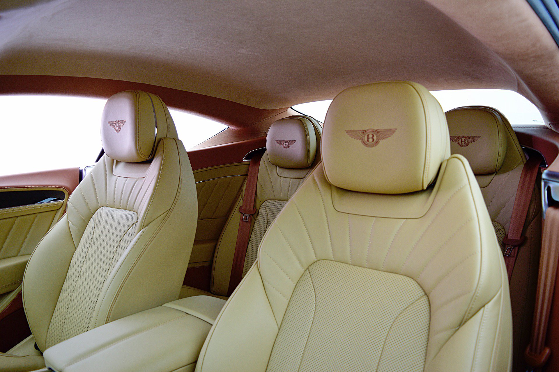 Used 2024 Bentley Continental GT AWD/4WD image 23