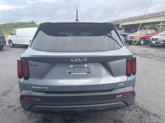 Used 2023 Kia Sorento LX AWD/4WD video 4