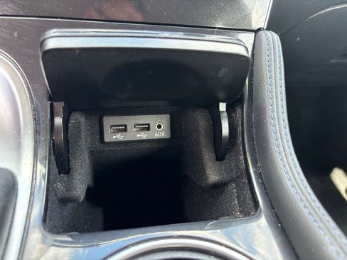 Used 2016 Nissan Maxima SR FWD image 29