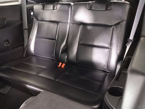 Used 2021 Ford Explorer Limited image 14