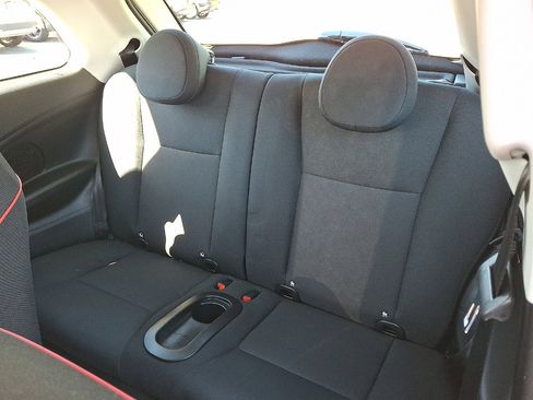 Used 2024 FIAT 500 e (RED) FWD image 5