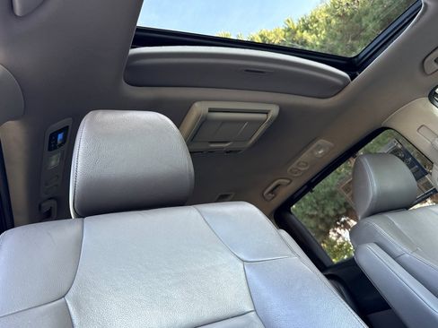 Used 2012 Honda Odyssey Touring image 18