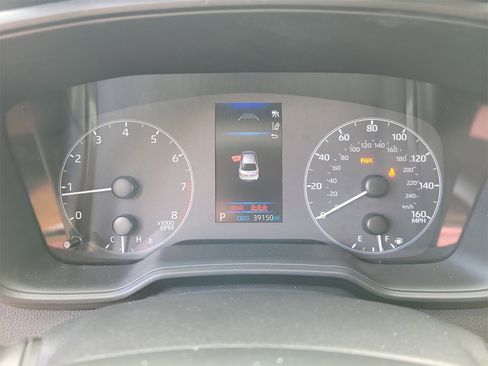 Used 2024 Toyota Corolla LE image 21