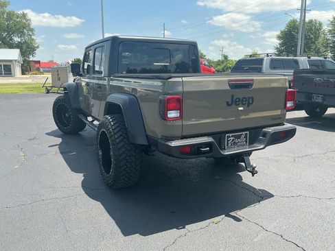 Used 2020 Jeep Gladiator Sport w/ Quick Order Package 24S AWD/4WD image 5
