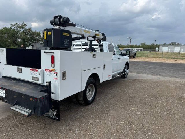 Used 2024 RAM 3500 Tradesman AWD/4WD image 11